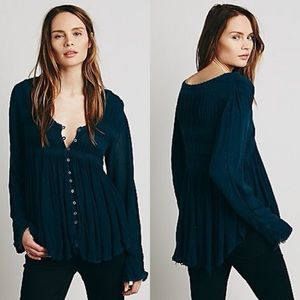 Free People Blue Bird Smocked Hi-Lo Raw Hem Tunic Buttondown Top Black L